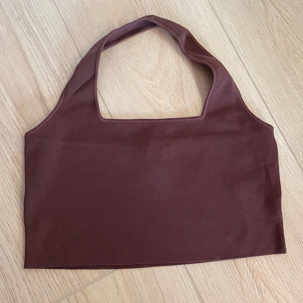 Cropped Halter Top